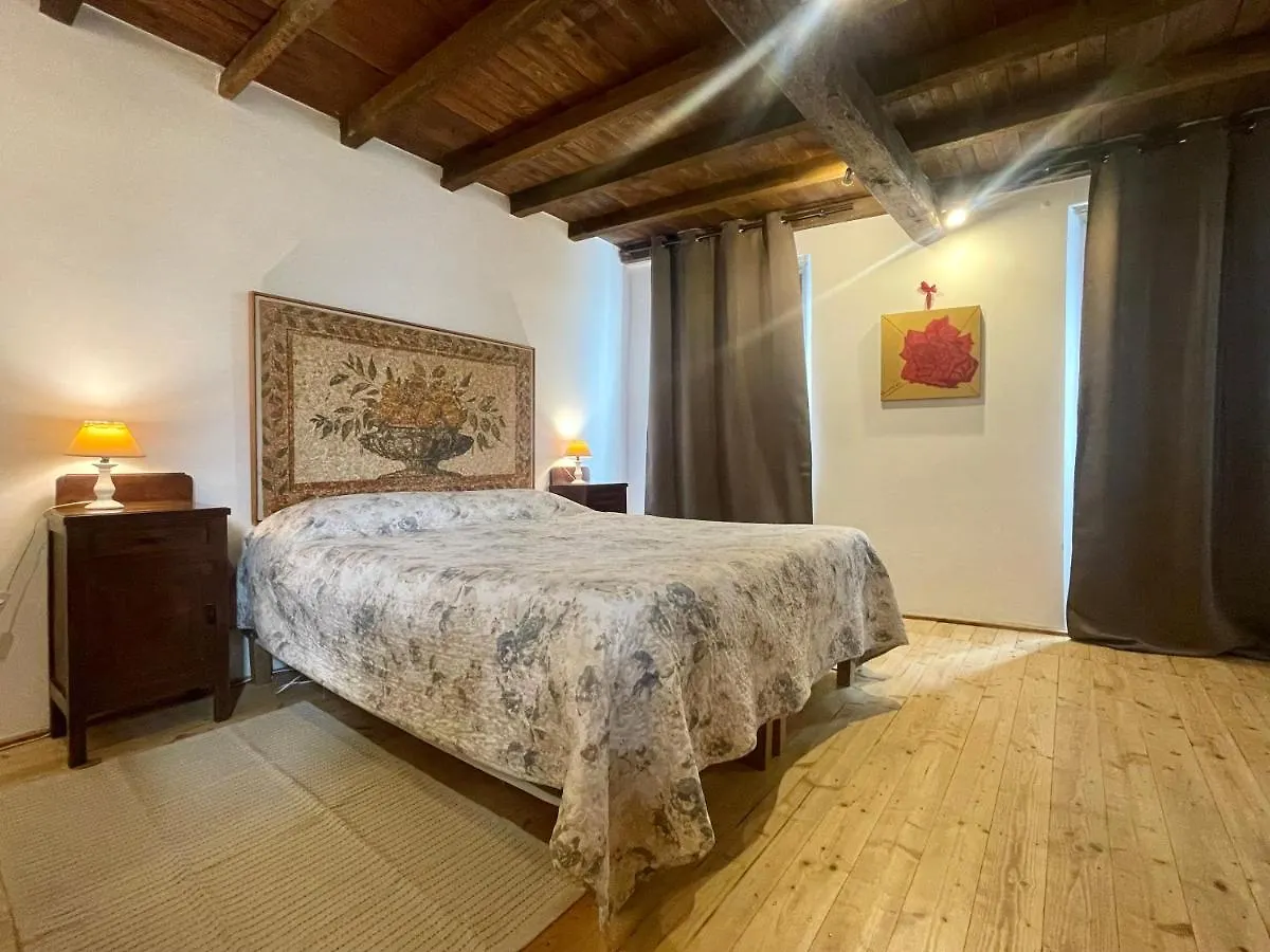 Alexander Place Pellio Inferiore Apartment